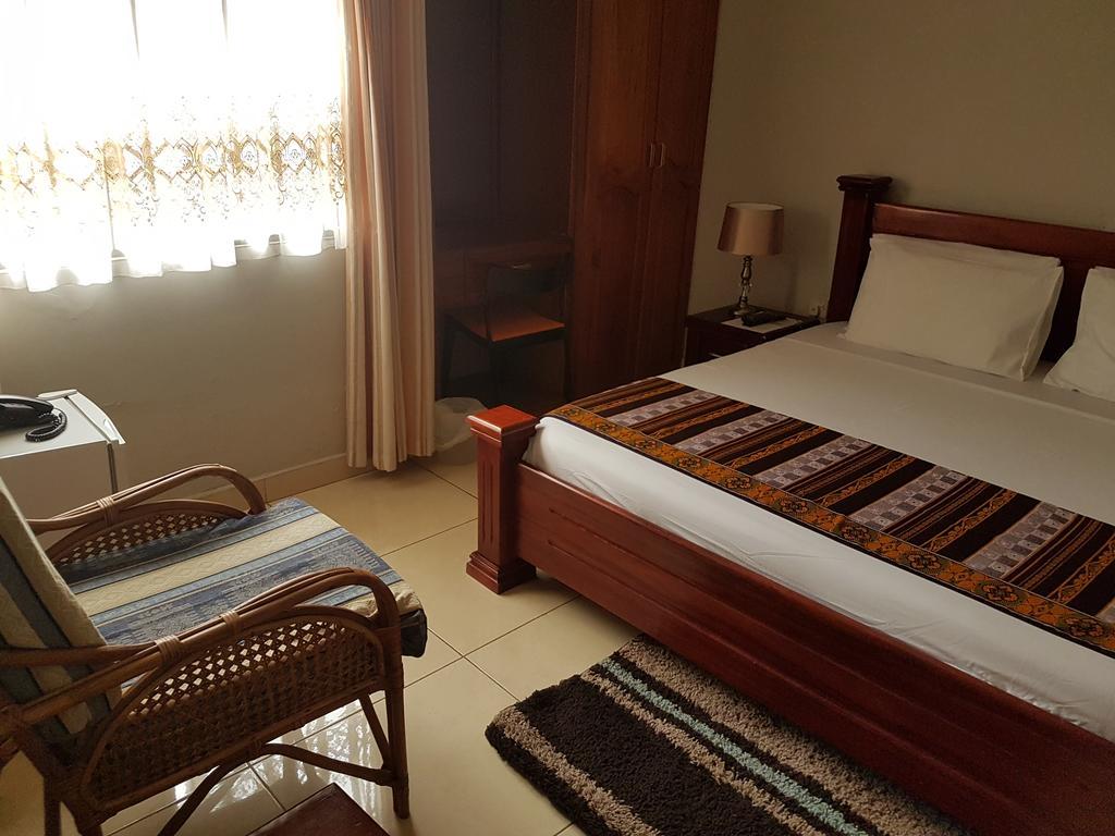 Benconi Lodge Акра Екстериор снимка